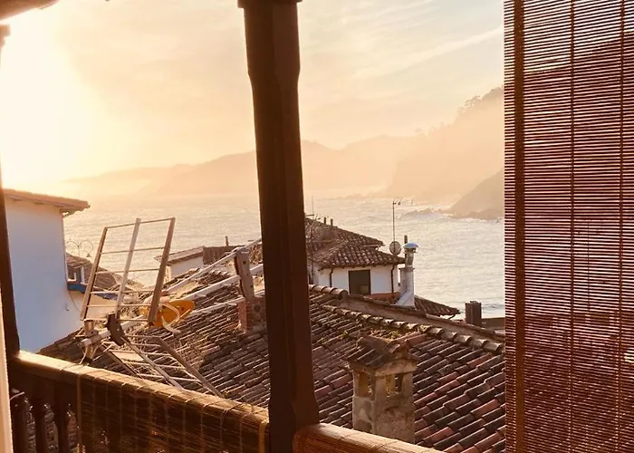 Tazones Ocean Views 펜션